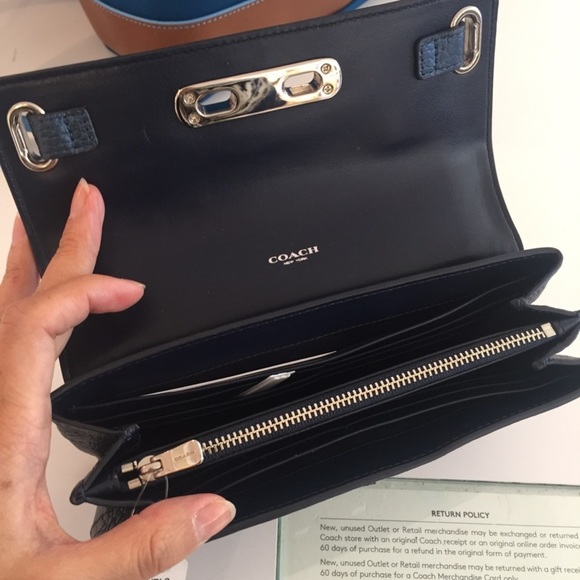 NWT Coach Swagger Leather Clutch Wallet - Picture 6 of 7